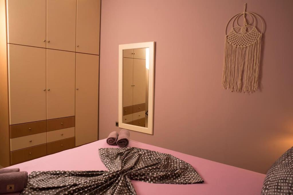 Deluxe Apartment In The Center Kalamata Esterno foto
