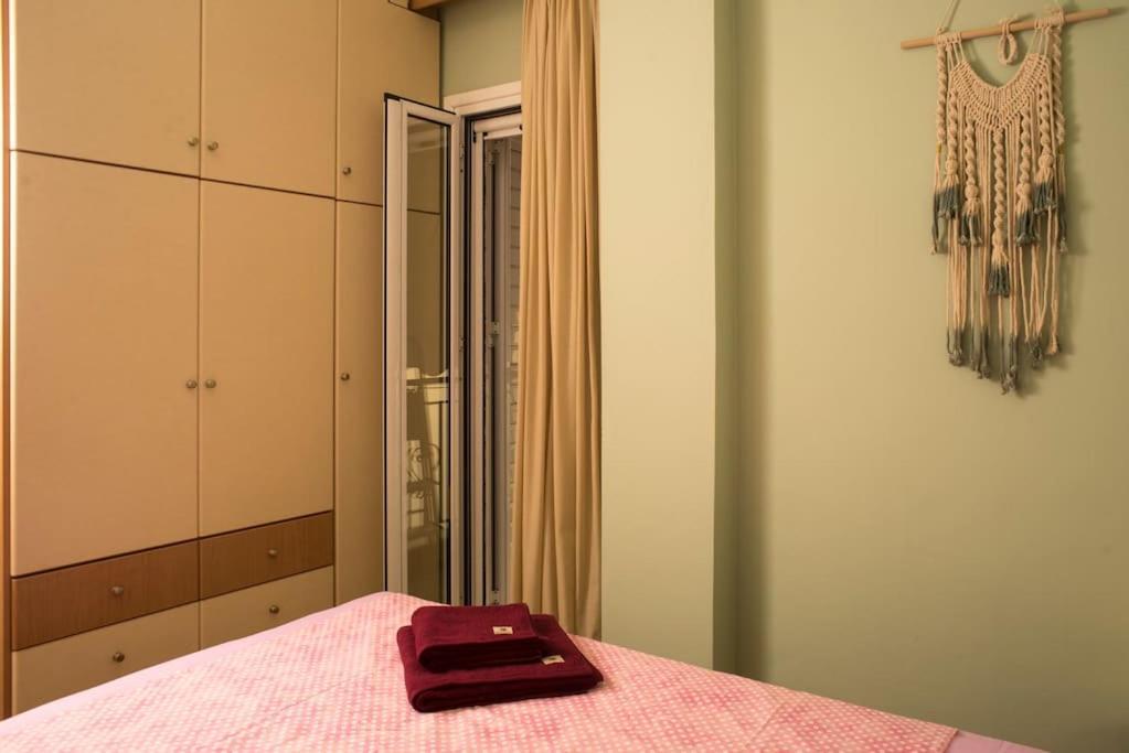 Deluxe Apartment In The Center Kalamata Esterno foto